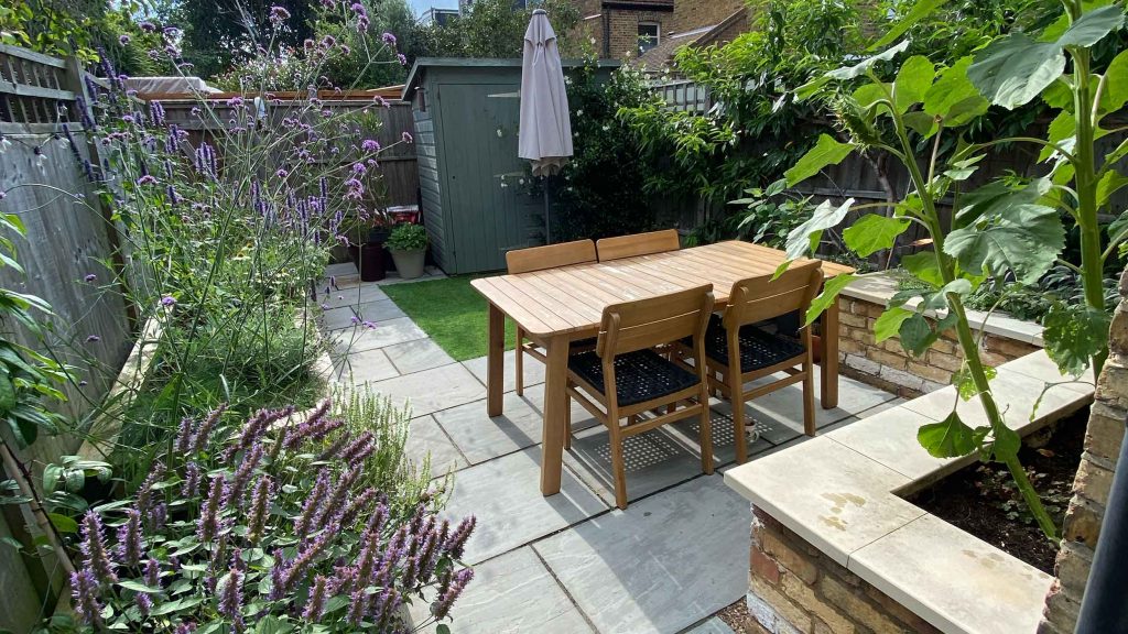 Garden paving and surfacing inspiration - let us recommend the right material for your garden